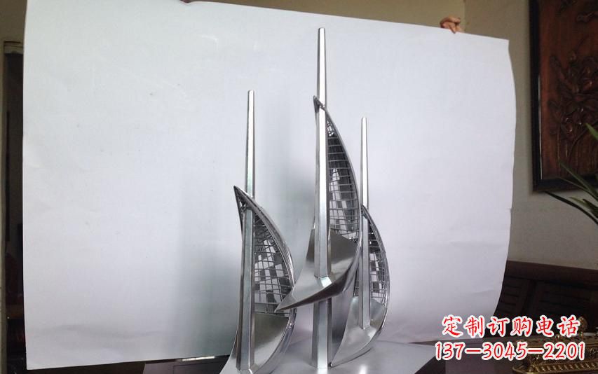赣州不锈钢帆船雕塑传承精神的象征