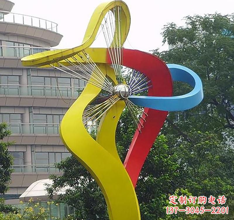 赣州不锈钢风车雕塑——烤漆之美