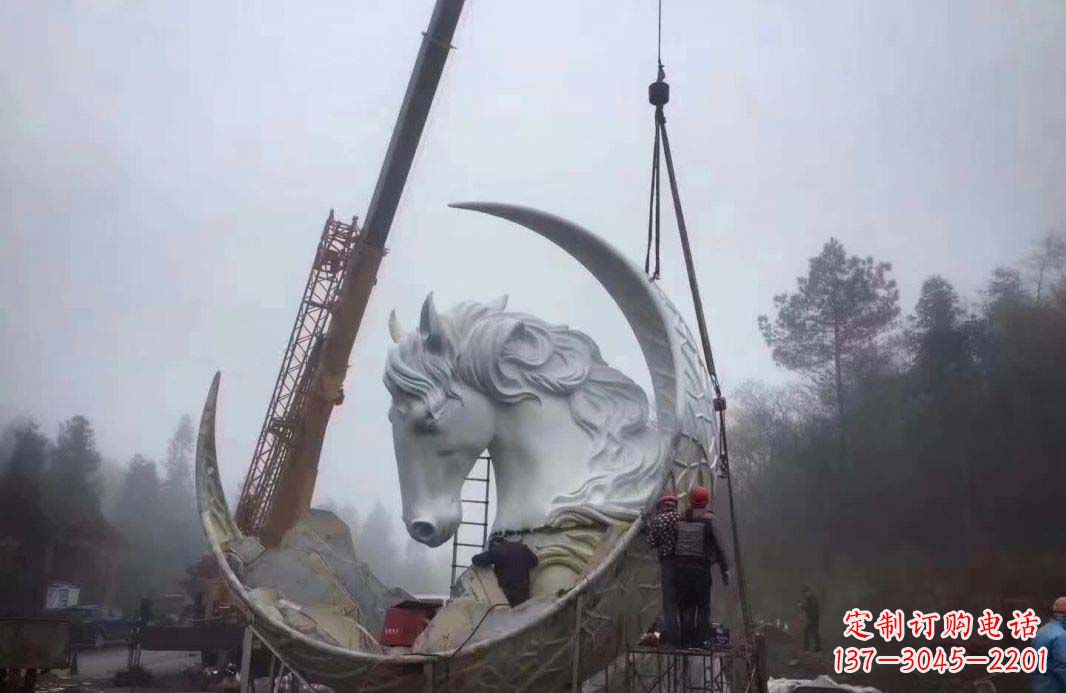 赣州不锈钢月亮雕塑