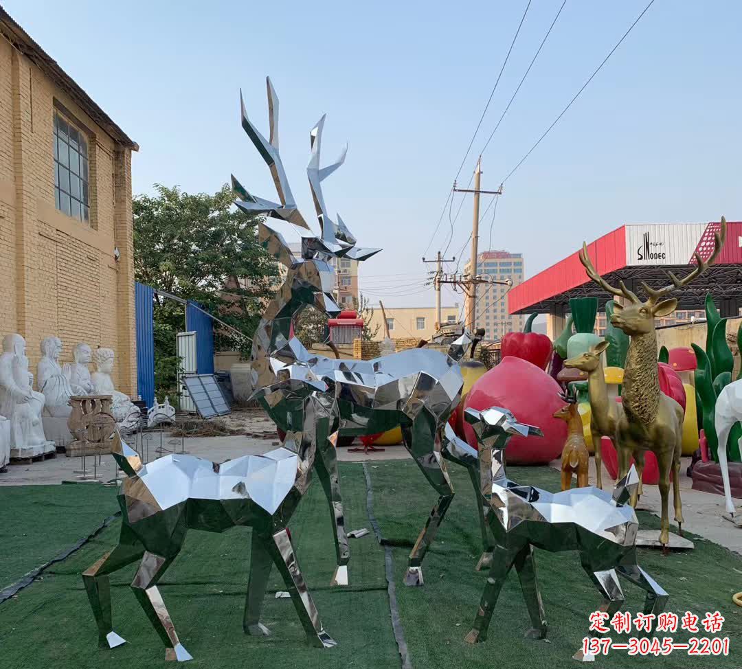 赣州梅花鹿雕塑一种独特的城市装饰