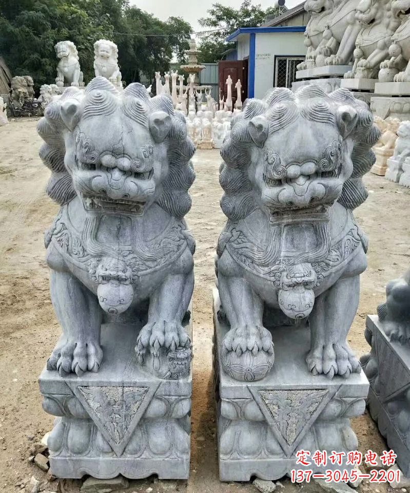 赣州传统工艺精雕大理石狮子石雕塑