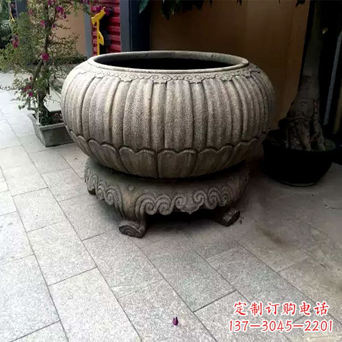 赣州精美仿古石雕花盆雕塑