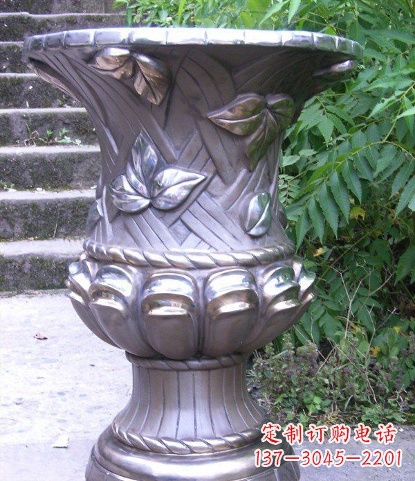 赣州玻璃钢花盆雕塑