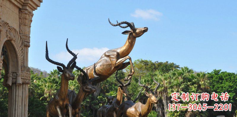 赣州跃动的羚羊雕塑