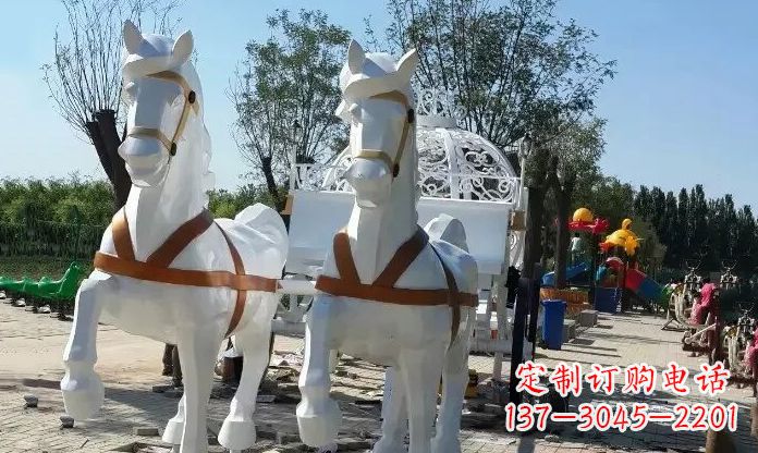 赣州优雅迷人的不锈钢马车雕塑