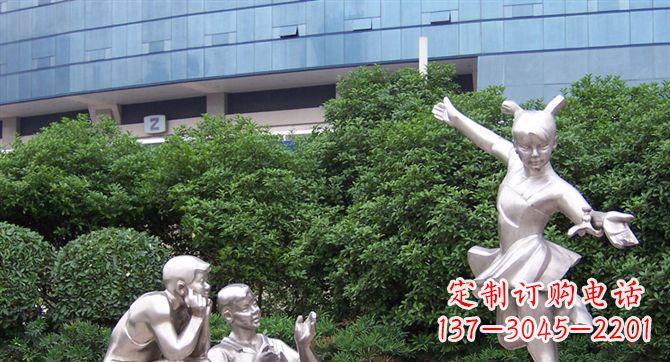 赣州优质不锈钢学生人物雕塑