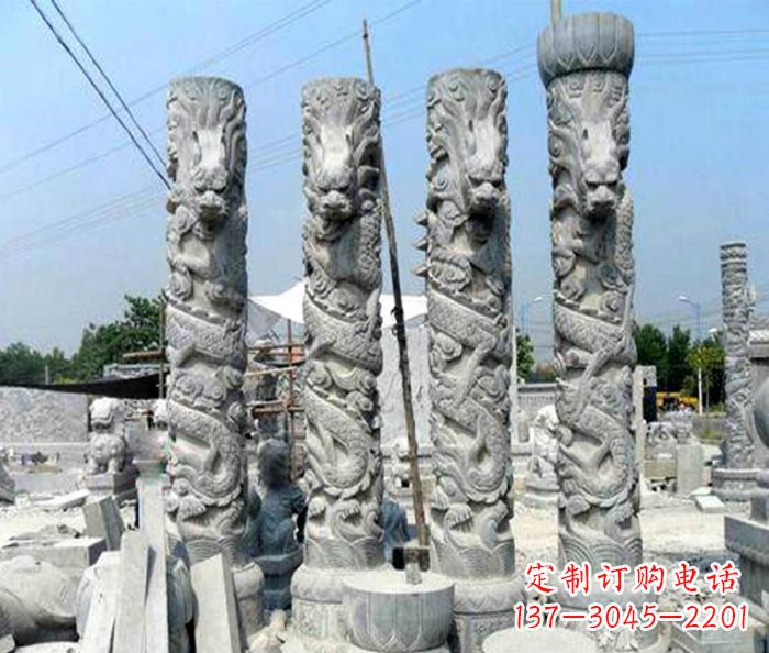 赣州浩大神秘的龙柱石雕