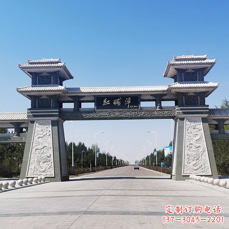 赣州红碱淖景区石雕汉阙大门