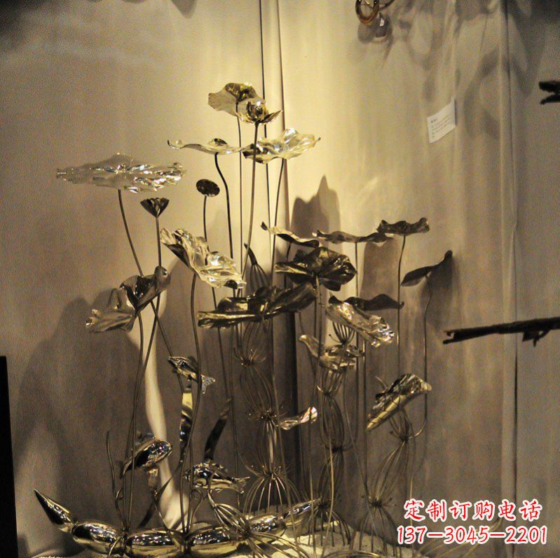 赣州莲花和藕公园不锈钢雕塑
