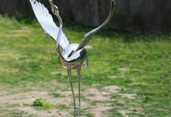 赣州高端定制丹顶鹤展翅不锈钢雕塑