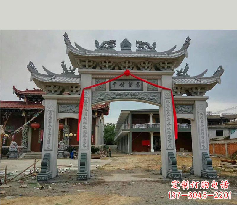 赣州以传统工艺为源的独特牌坊石雕