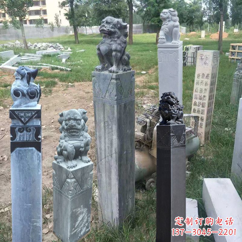 赣州石狮子拴马柱