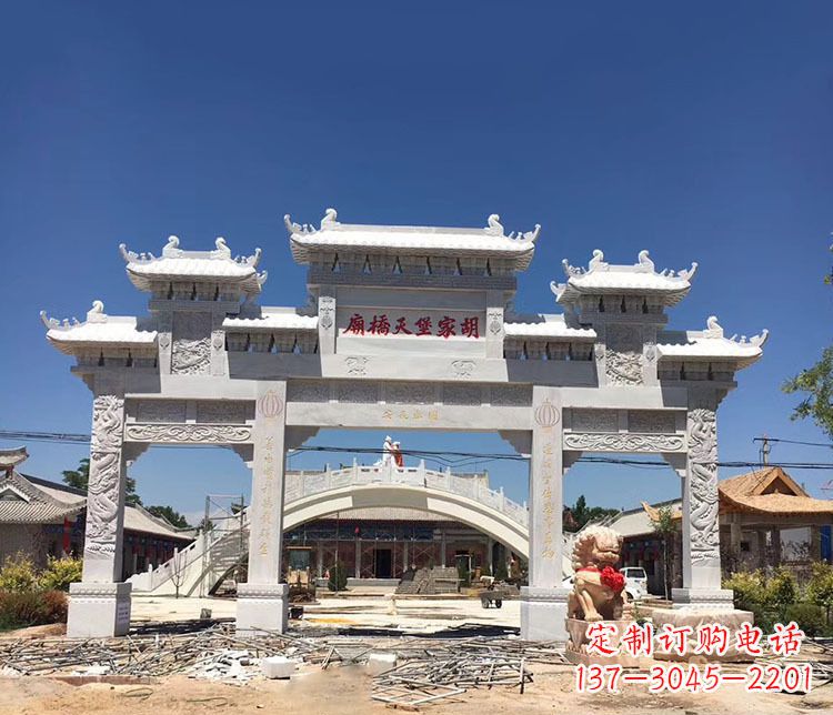 赣州寺庙三门五楼石牌坊石雕_1