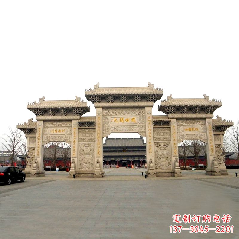 赣州寺院景区石雕牌坊