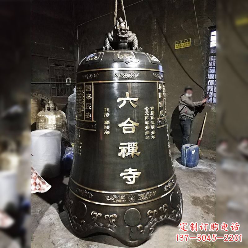 赣州寺院铸铜铜钟