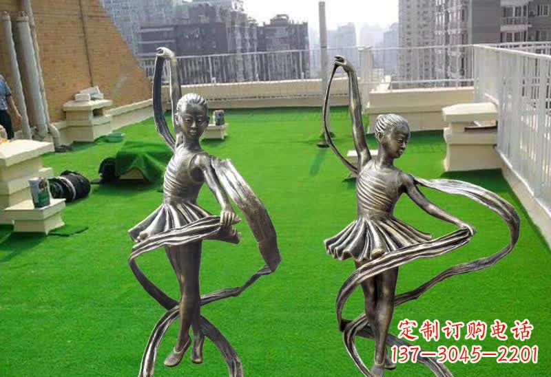 赣州跳舞的女孩铜雕