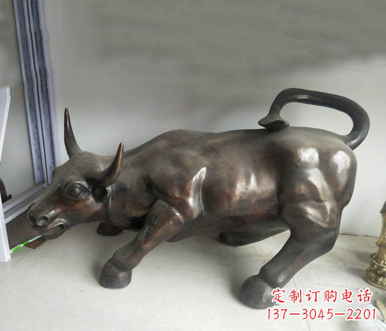 赣州铜雕牛广场动物景观摆件