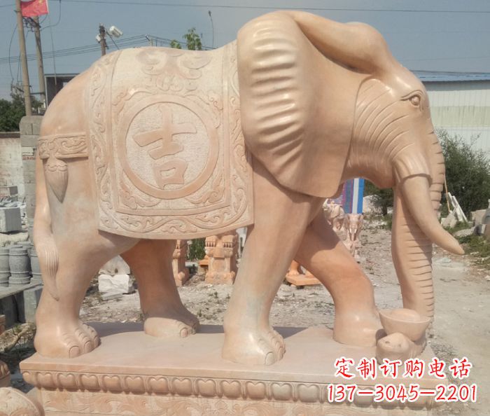 赣州晚霞红吉祥如意门口大象石雕 (2)