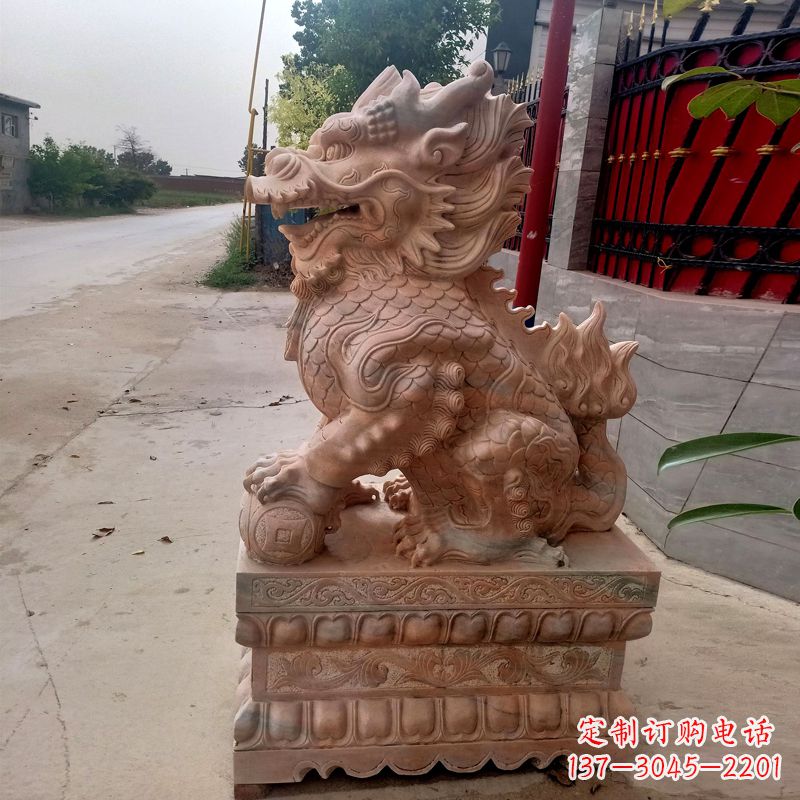赣州晚霞红麒麟石雕
