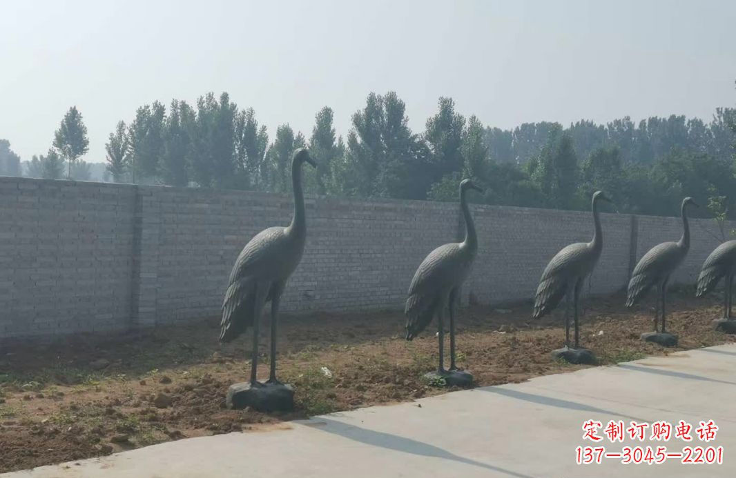 赣州仙鹤抽象铜雕